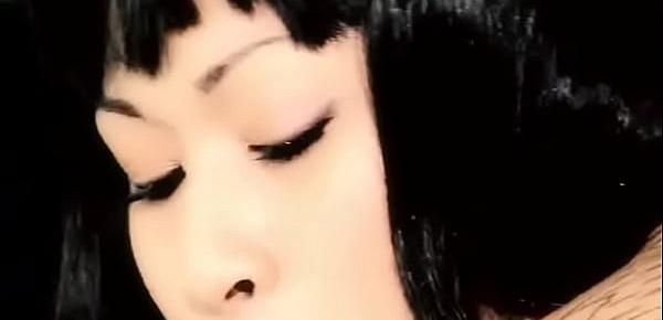  Dragon Lily short music video